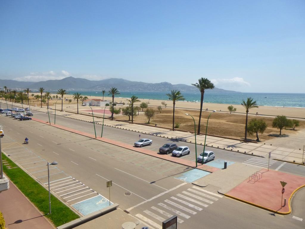 Appartement Apart-Rent Mirablau Mar à Empuriabrava Extérieur photo